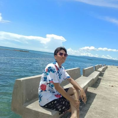 EarlBonks's profile picture. Twitter bird.