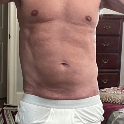 Sutherland96716's profile picture. A gay in Houston. Programmer nerd; swim, scuba