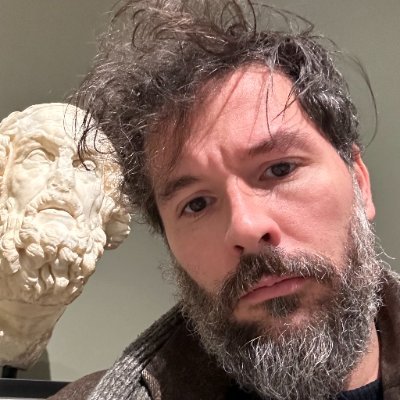 Artist and indie game designer. Maker of @LOGOS_DIVINAE
