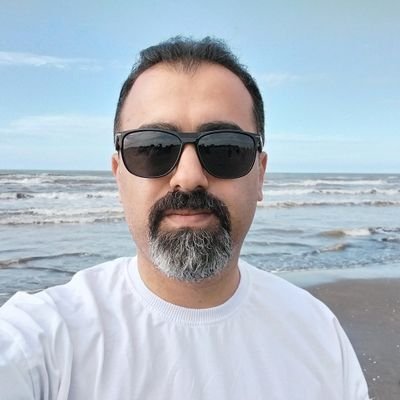 Shoeibasadi's profile picture. 