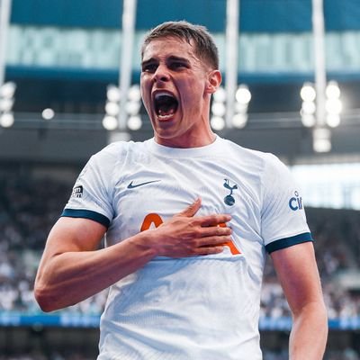 Byaruhanga_O's profile picture. ||Physiotherapist🇺🇬||

||@SpursOfficial||