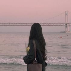 I am a woman who loves life and is active. I grew up in a beautiful small city and love music, reading and traveling. I love to try new things and keep challeng
