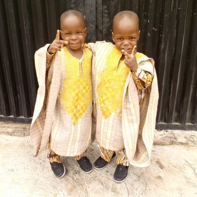 yemisi_ade2040's profile picture. Am of average height