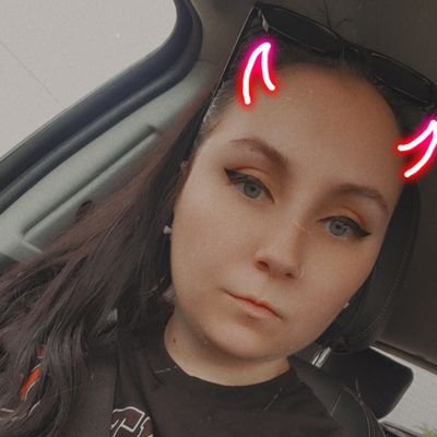 mbuke4's profile picture. I like my dogs more than most people. Future RN, BSN.💉 Metal and alternative music lover.