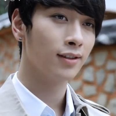 Nak kurus tapi suka makan tak suka bersenam/
Typo sokmo/
Tak tahan dengan benda/haiwan comel/
minat chansung & 2PM (kpop) mohon unfollow supaya korang x nyampah