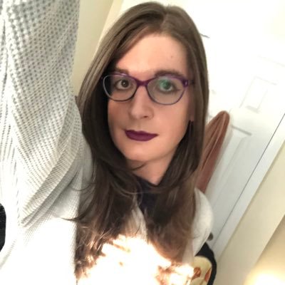 🏳️⚧️ 🏳️🌈 I play gehms wit mah frens the FakeGamers and edit tings https://t.co/A4NzHvU6DS https://t.co/yb4mgxhZLa