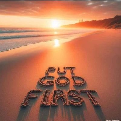 ugo_david30329's profile picture. ✨ Aspiring Developer & Music Enthusiast 🎵 | On a journey to master Python 🐍, Django 🌐, HTML, CSS, and JavaScript 💻 — all powered by good music❤️.