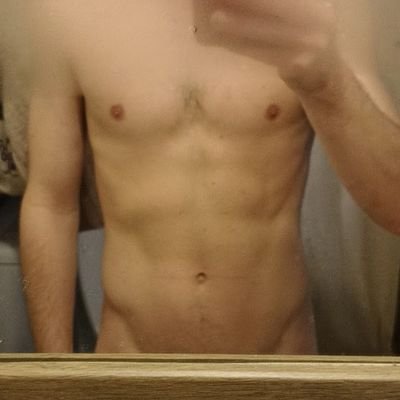 LampinoV20477's profile picture.