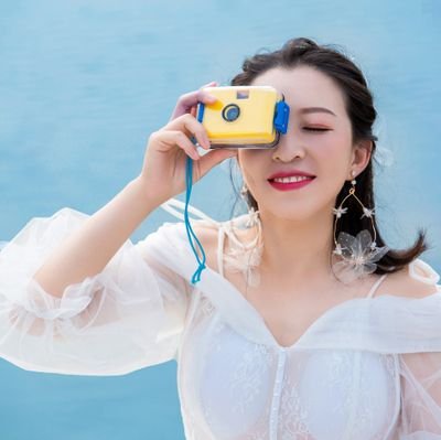 521dsz's profile picture. 《在野党》杂志是中国民主党官方杂志，海内外中国民主党人携手复刊此刊。火种不灭，精神长存。这既是队伍的正宗传承，更是事业的发扬壮大。值此中华民族千年不遇的历史变局之时，躬逢其盛的年轻人，正当大展身手、建功立业。

   官方网站:https://t.co/kPfGShpsuR