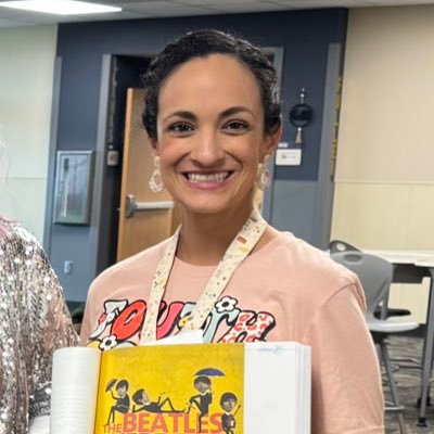 1st Grade Teacher @rennellredhawks • Love. Teach. Grow.