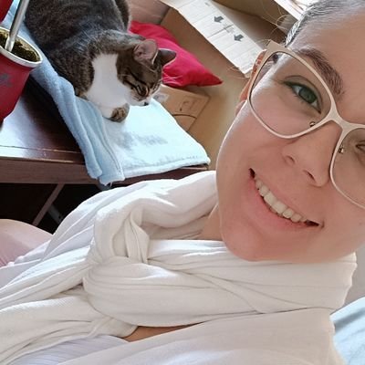 28 anos l Colorada I Sagitariana ♐
tocando a vida como eu toco gaita 👧