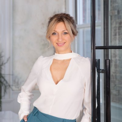 Kristina & her team Golden Circle Group with Coldwell Banker are inspired by people's wants & strive to add GOLDEN TOUCH to all their real estate endeavours!