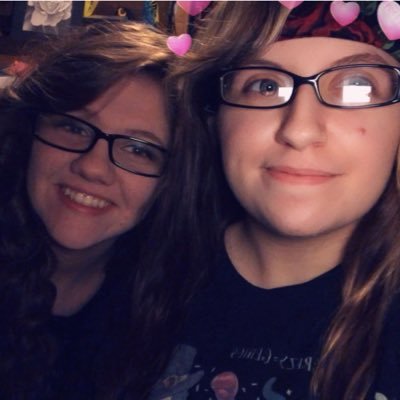 _Scarlet_Bxtch's profile picture. 24 | grad student | future counselor | 🏳️‍🌈 | 12-15-23 🪽|