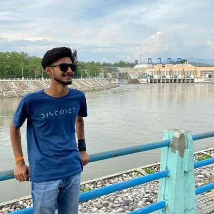 kartikkk_027's profile picture. Quotes.....