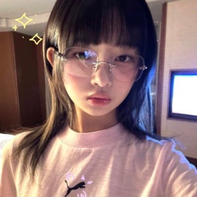 fairy_pie01's profile picture. ( +66 ) 𖦹꙳࡛࣪⋕ artist ୨˚̣̣̣͙୧ ᝰ 🍨 | รับออกแบบ infographic