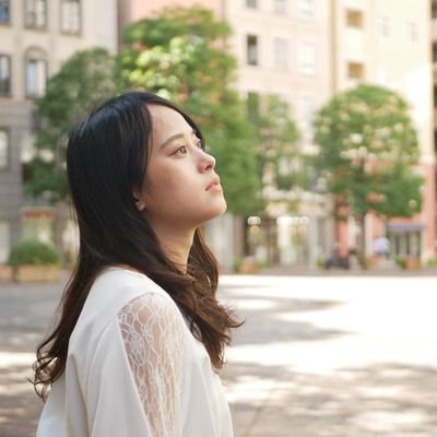 長野県出身の俳優です❀
映像/舞台等お仕事依頼→cobna.rinka@gmail.com
紅茶アドバイザー/日舞/俳句 ◯出演◯舞台『時は今天が下しる桔梗かな』『女郎の花道』他、映像:フェルマーの料理、ユニクロ様 他