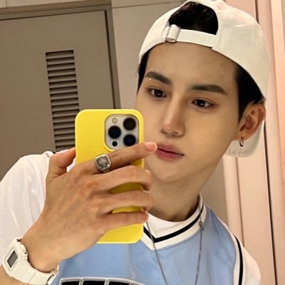 — #황윤성 ♡ ; 드리밍 personal fan account :)) || #DRIPPIN #드리핀 @weareDRIPPIN @DRIPPIN || busy noona era 😭