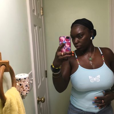 small town girl , living in a lonely world (Instagram and YouTube ) brownsugalove_