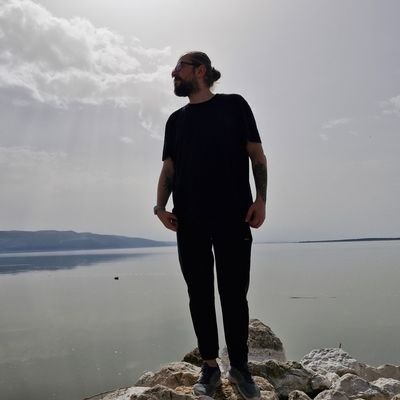 beelzaykt's profile picture. 