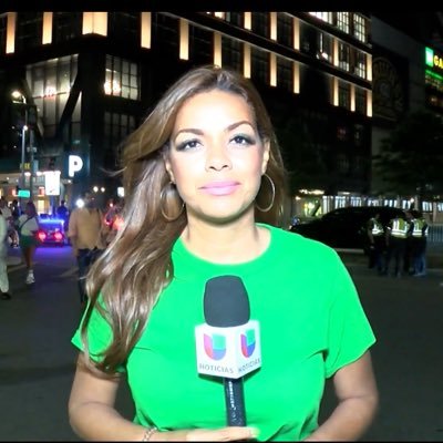 🇩🇴 Lic.Comunicación|Communications BA @UmassBoston 🎓News Reporter 🗞🎥 Master in Journalism 🎓@EmersonCollege 👠✈️🏊🏽♀️ RT’s ≠ Endorsements