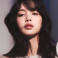 ✯ (@universlisa) 's Twitter Profile