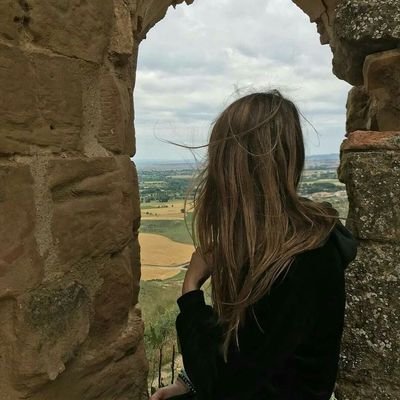 'Llegaste tú para encauzarles todo'-💡🌟ᥫ᭡||
MPDD💫ᥫ᭡; El mayor desafío de la vida es vivir, porque precisamente, el mundo es de las que se atreven