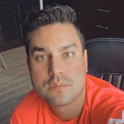 ricklg_90's profile picture. Ginecólogo y obstetra/Médico Materno Fetal. Verdiblanco hasta la muerte