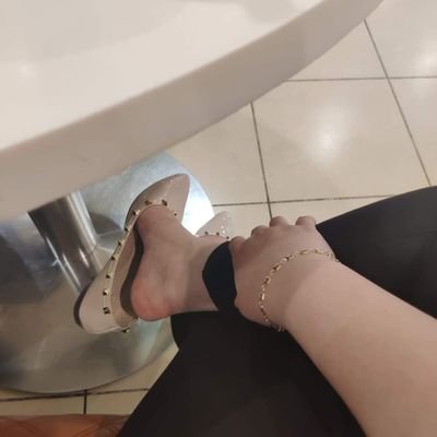 ₛₒₘₑₜᵢₘₑₛ, yₒᵤ ₜₕᵢₙₖ ₜₕₐₜ yₒᵤ wₐₙₜ ₜₒ dᵢₛₐₚₚₑₐᵣ, bᵤₜ ₐₗₗ yₒᵤ ᵣₑₐₗₗy wₐₙₜ ᵢₛ ₜₒ bₑ fₒᵤₙd.