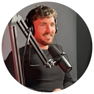 I create High ROAS, Organic, REAL podcast style UGC for brand owners🎙️ - Oh yeah, Hella affordable too! DM to learn more 📲