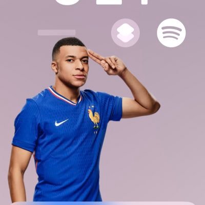 Giannnis / Mbappe #Pearson fan #GodblessAmerica || santa17 🐼 Ashesi 23’ BSc Computer science