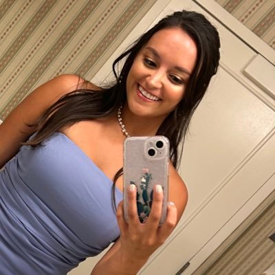 tashinamess's profile picture. 🌻🌻🌻