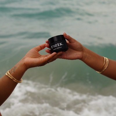 Fezekbodyshop's profile picture. 