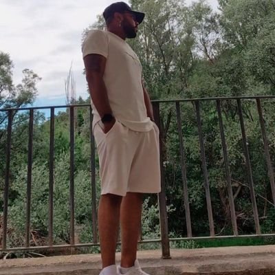 manuelenriqueee's profile picture. Historia de un Aries