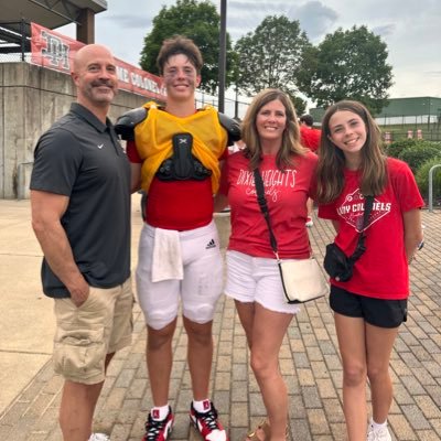 Football Mom to @mason_fields18, volleyball Mom to @presleyfieldss, football coach wife to @scottfields73, Uber Driver to my kids