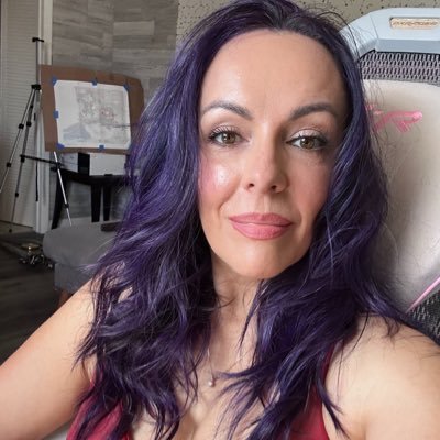 she/her Full Stack Dev | Recruiter - Ex Inferno Area 52 | Admin @clubtitos | Twitch Affiliate | 👰🏻 to @gogoluckyjonny 🇵🇷 #worldofwarcraft