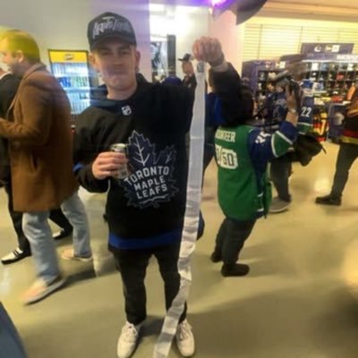 rockstarzoneee's profile picture. Avid hater of the blue haired brigade