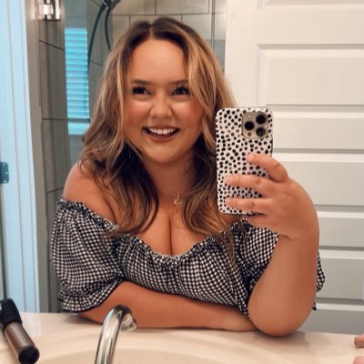 ashtagzz's profile picture. OU alumna