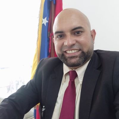 Diputado #Clec - Ex Dirigente Estudiantil- Opositor al Gobierno de Maduro @Ucista_ - Ex #PresoPolitico #InjustoCautiverio en RamoVerde. #LaMejorVenezuela