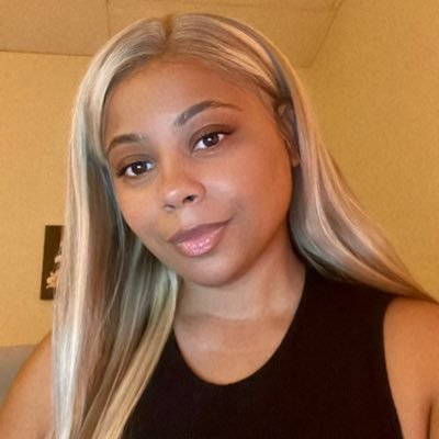 The_PYTi's profile picture. bright girl, dark humor💫 | Earth bender 🌿♍️