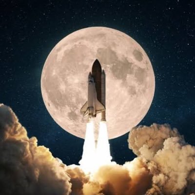 leezakhanforeal's profile picture. 