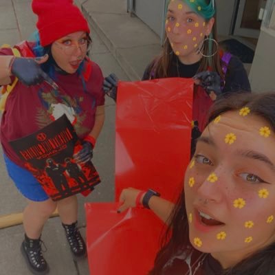 holdinggontosyd's profile picture. number 1 vessel stan🤍 push on through❤️