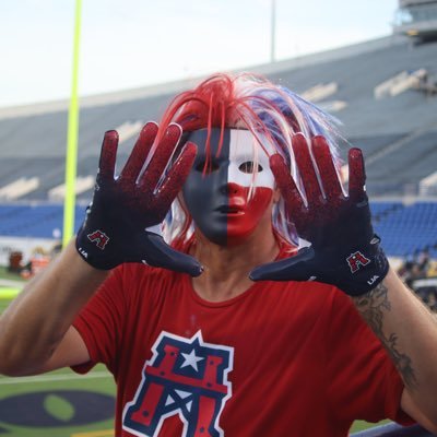 UFL Superfan of the Houston Roughnecks. DRILL BABY DRILL!!