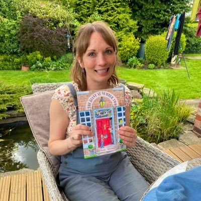 🌻I write children’s picture books 📖 THE GIANT AT NUMBER TWO is available now!