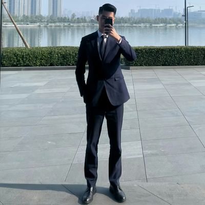 biantaijichi's profile picture. 男高中生丨明年高考丨故事全是编的丨图片没有真的丨很矜持 别乱来丨 生活没有那么多花里胡哨 平平淡淡才是真丨星星的光芒也许会被乌云遮掩  但我是太阳丨人很便宜 🚪2元 倾听我的高考复习计划