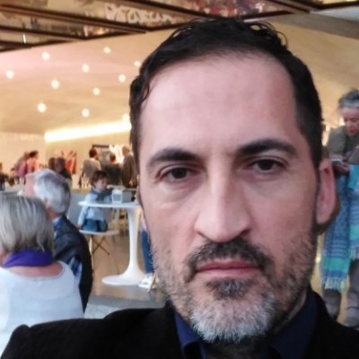 Padre, universitario, kosmopolites
`Ningún precio es demasiado alto por el privilegio de ser uno mismo' R. Kippling
Hay que imaginar a Sisifo feliz