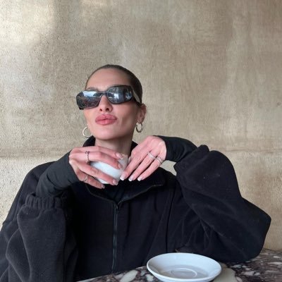 nierownosci's profile picture. 