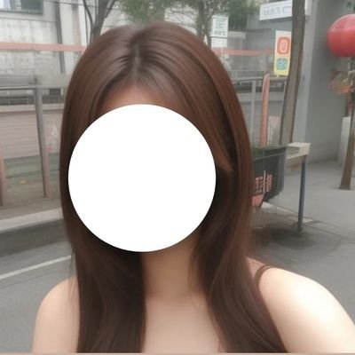 njngmnlzi166836's profile picture. 