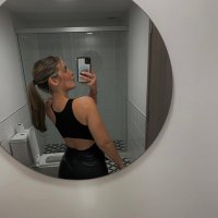 Lucia (@luagrafojo) 's Twitter Profile