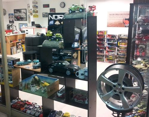 yanpassion06110's profile picture. voituresminiaturespassion 46 avenue maurice jeanpierre 06110 le cannet