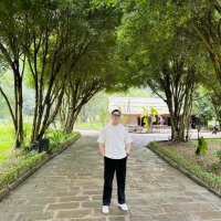 RY₳N 🐍 (@danielzhuynh) 's Twitter Profile